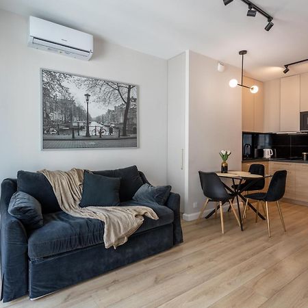Golden Apartments Warsaw - Luxury Building With Terrace On The Roof - Sienna Str Exterior photo
