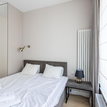 Golden Apartments Warsaw - Luxury Building With Terrace On The Roof - Sienna Str Exterior photo