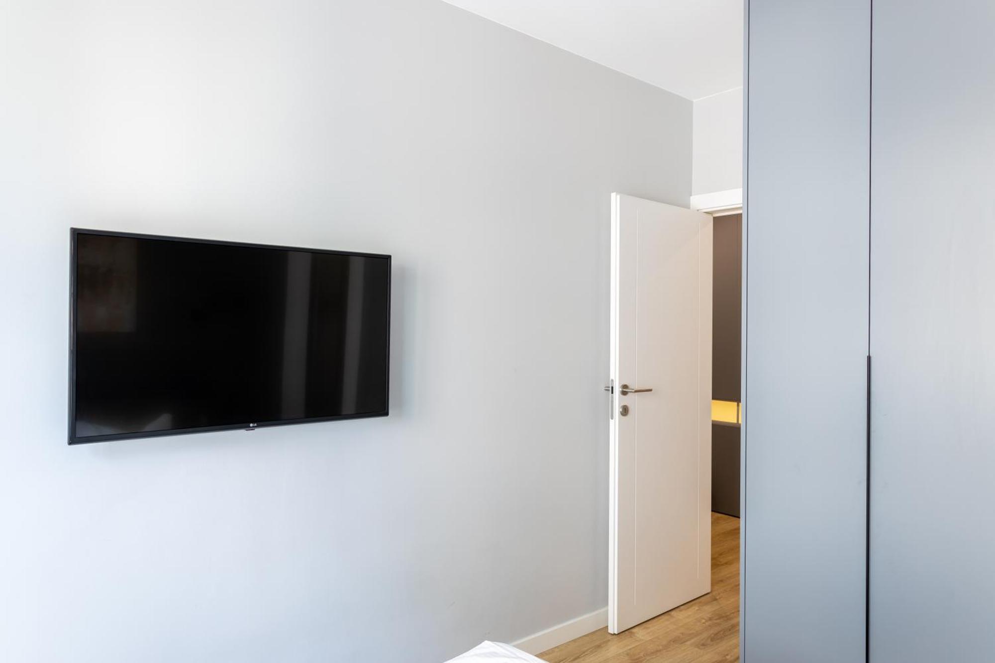 Golden Apartments Warsaw - Luxury Building With Terrace On The Roof - Sienna Str Exterior photo