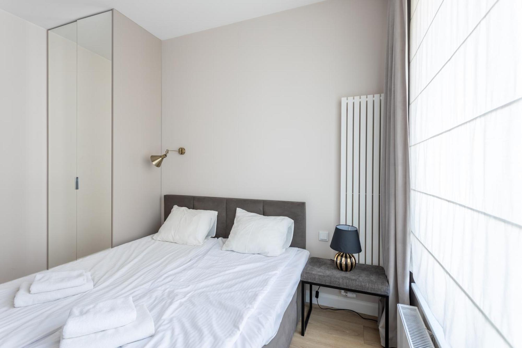 Golden Apartments Warsaw - Luxury Building With Terrace On The Roof - Sienna Str Exterior photo